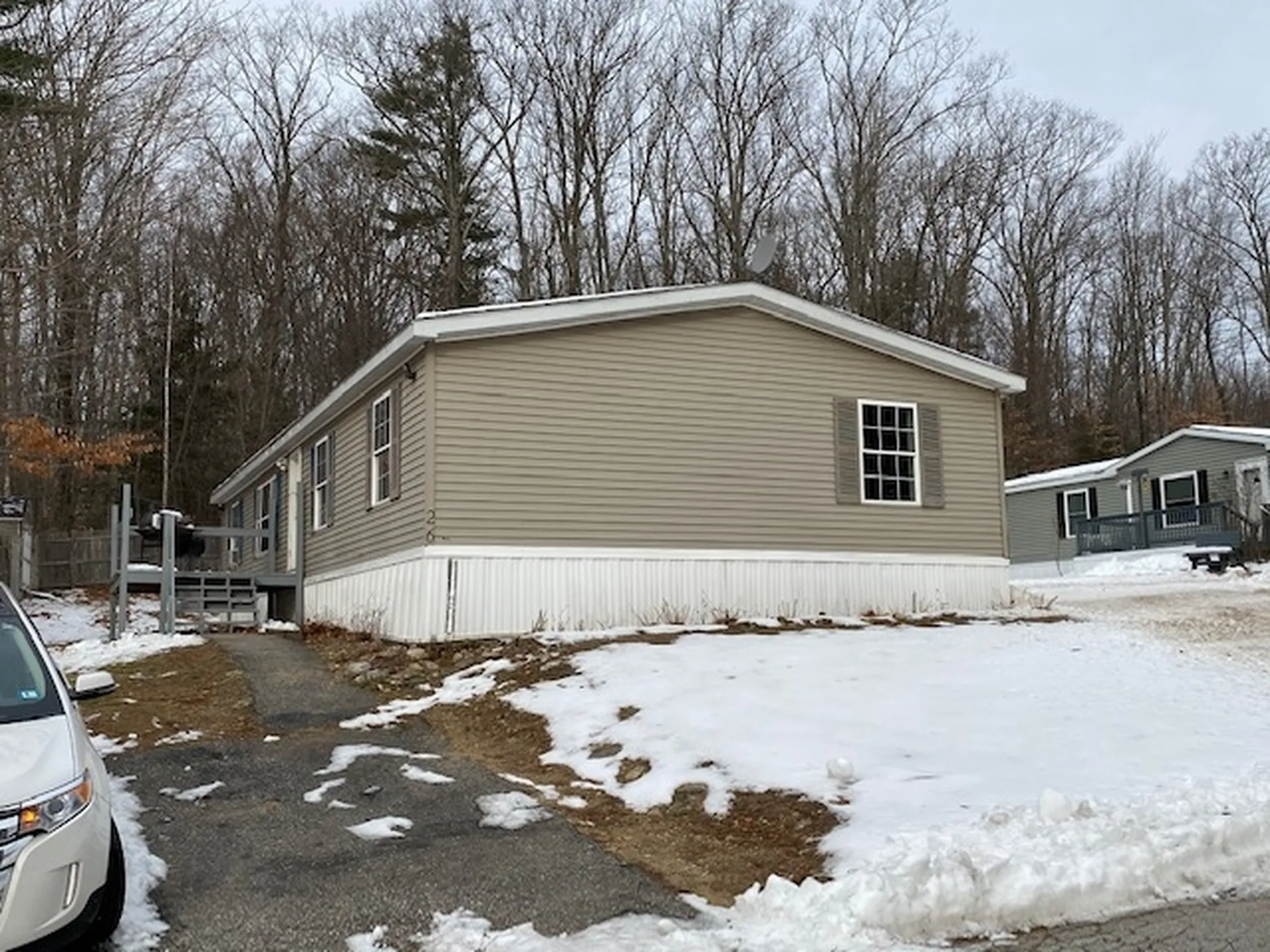 26 Deer Run Lane Northwood NH 03261