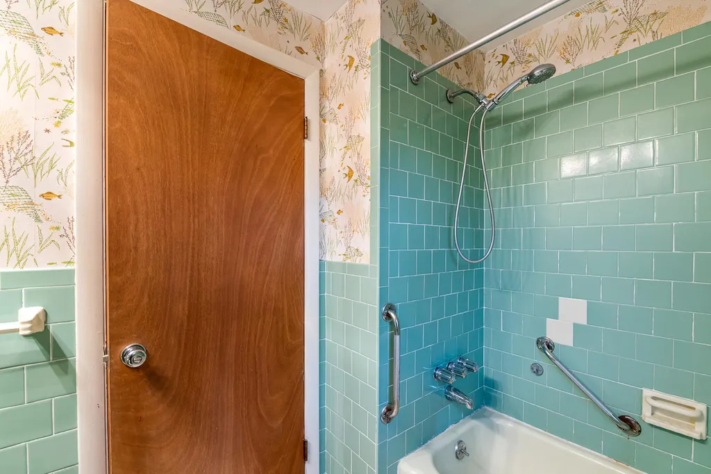 6 Robie Lane Atkinson NH 03811