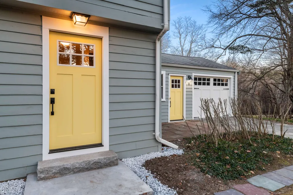 6 Robie Lane Atkinson NH 03811