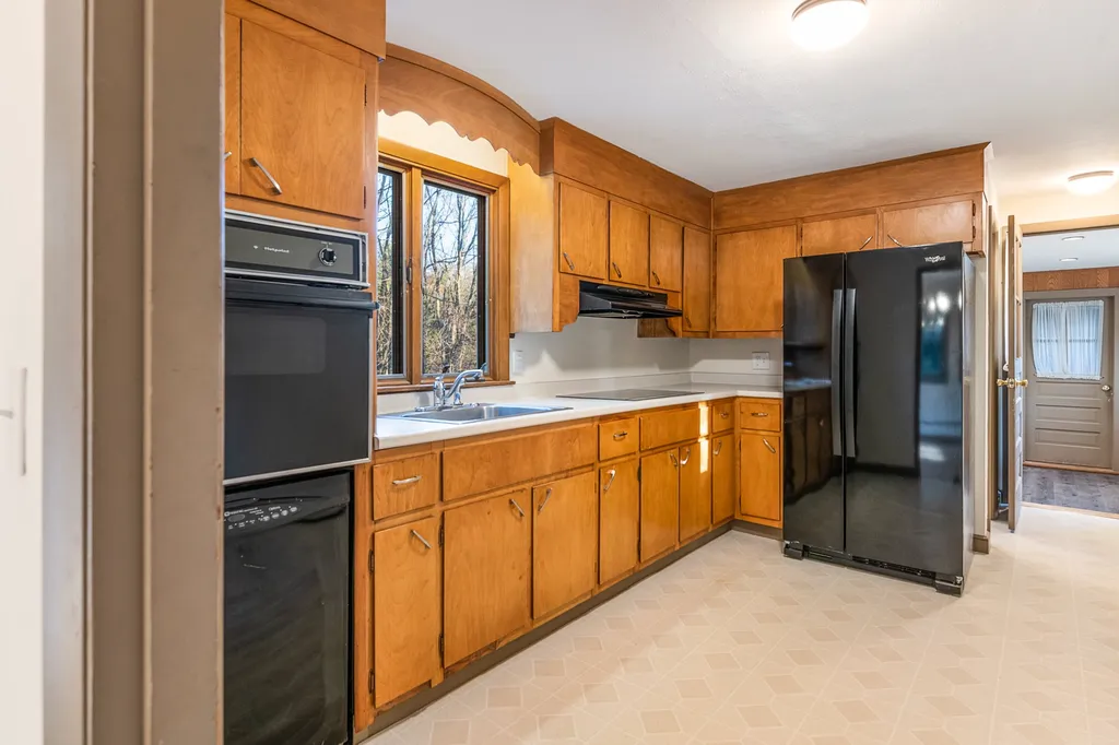 6 Robie Lane Atkinson NH 03811