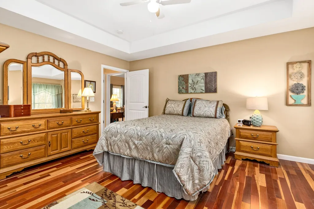 36 Gladiola Way Dover NH 03820
