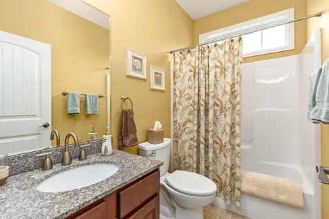 36 Gladiola Way Dover NH 03820