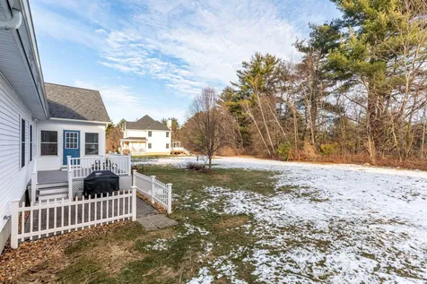 36 Gladiola Way Dover NH 03820