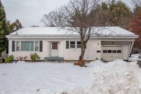 20 Als Avenue Allenstown NH 03275