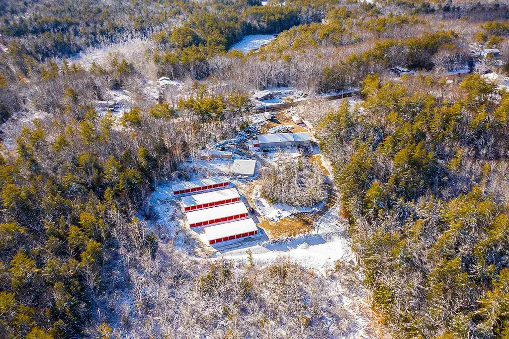 1060 1st Nh Turnpike Northwood NH 03261