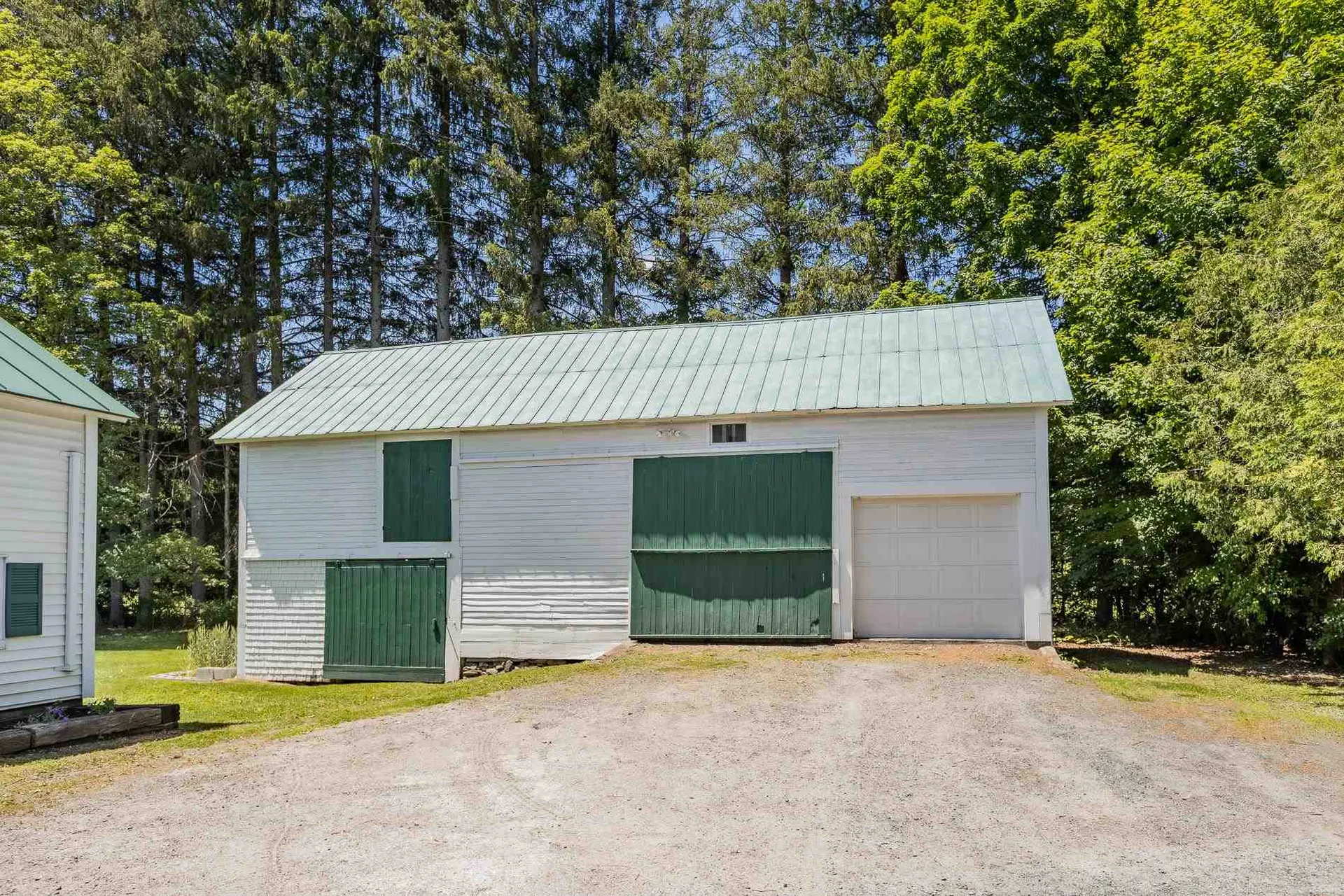 1104 West Woodstock Road Woodstock VT 05091