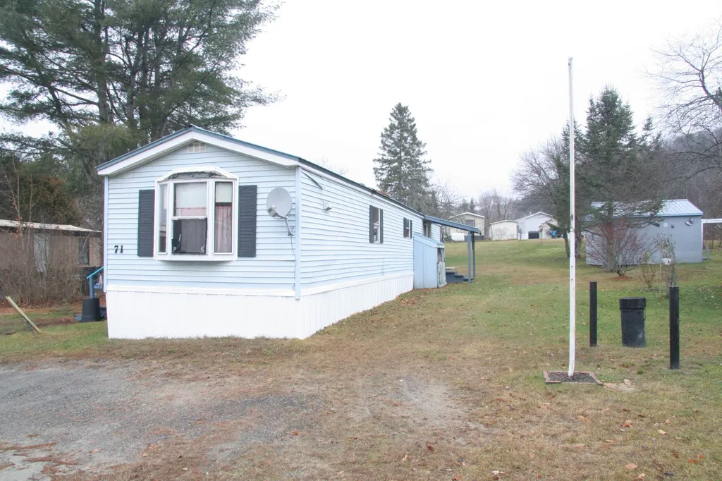 171 Kate Street Lyndon VT 05851