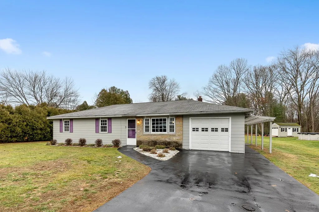 3 Green Acre Drive Salem NH 03079