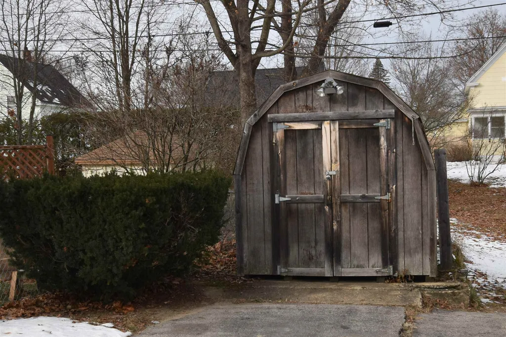 32 Linden Street Rochester NH 03867