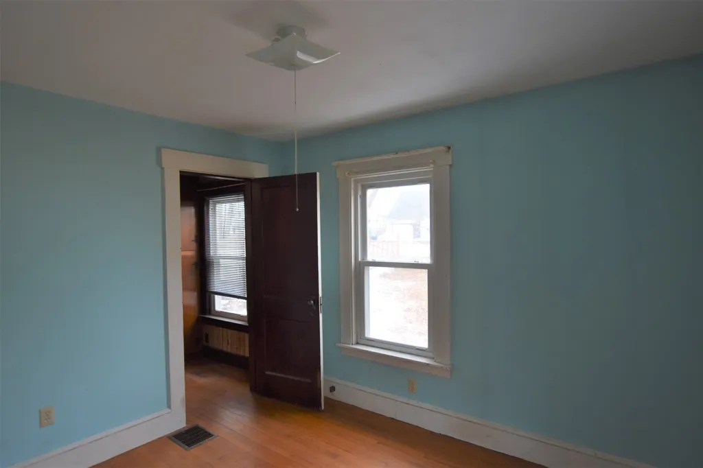 32 Linden Street Rochester NH 03867