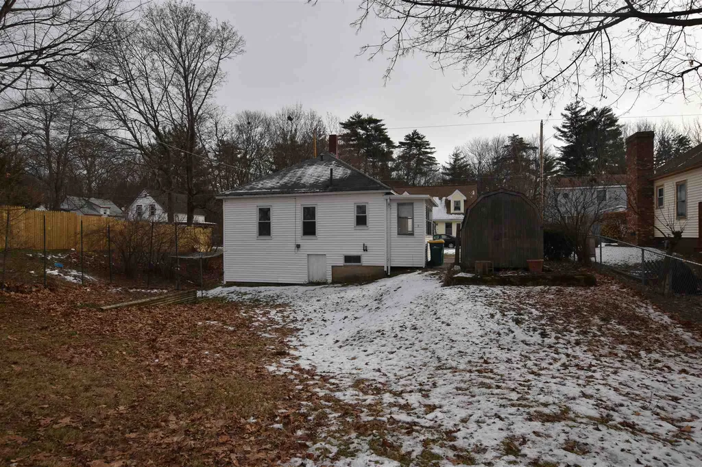 32 Linden Street Rochester NH 03867
