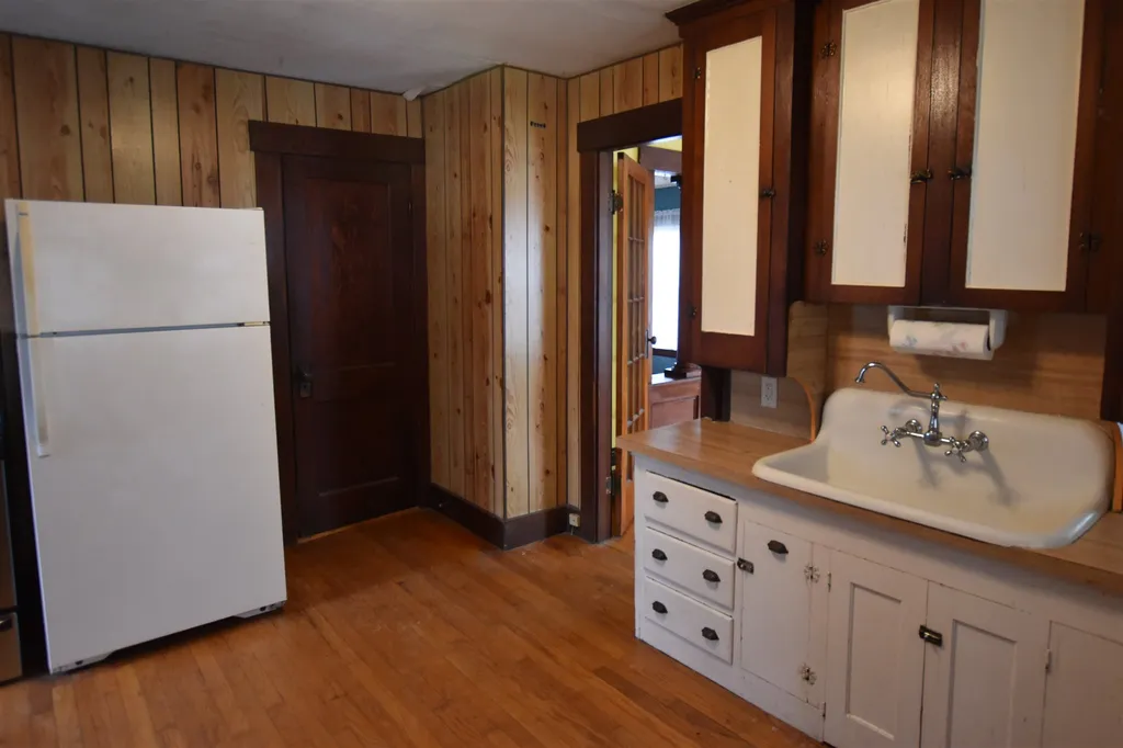 32 Linden Street Rochester NH 03867