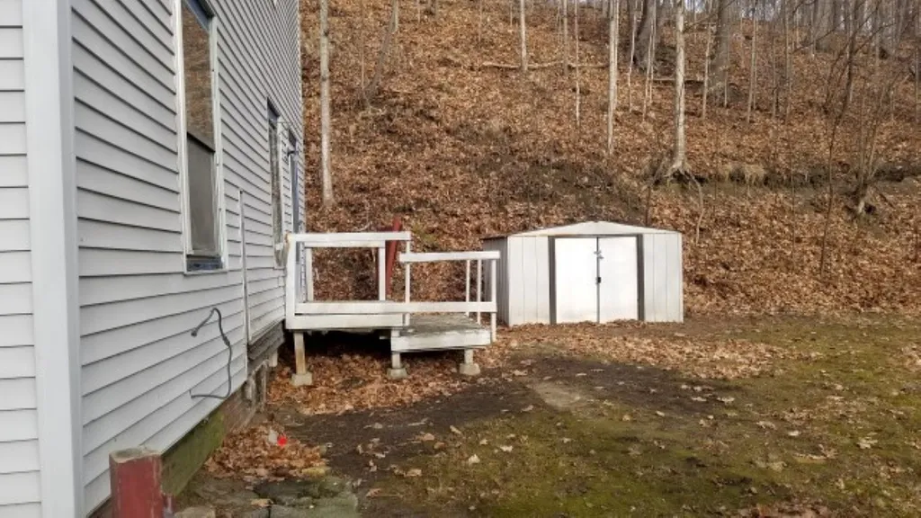 103 Leaf Court Hartford VT 05001