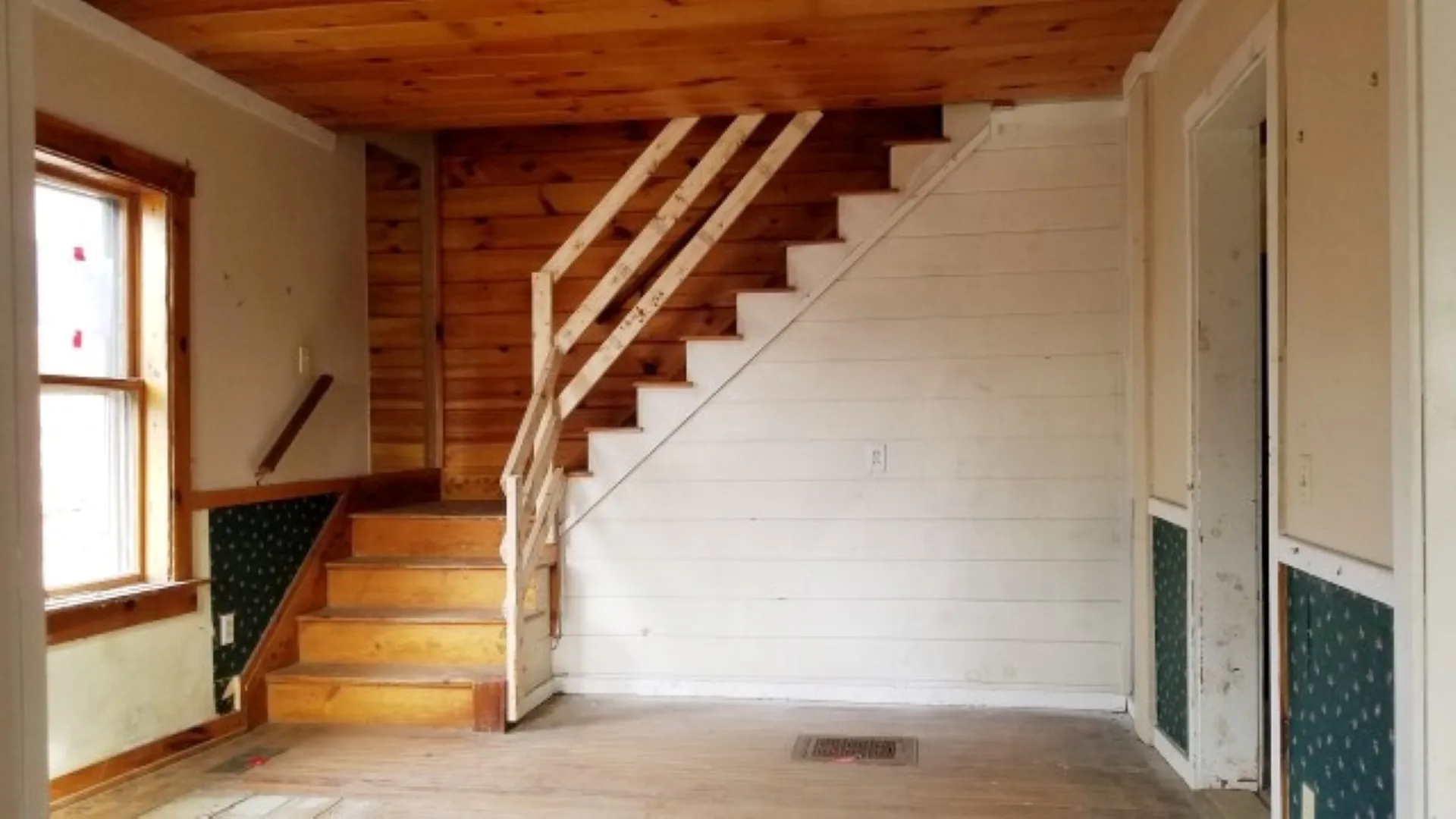 103 Leaf Court Hartford VT 05001