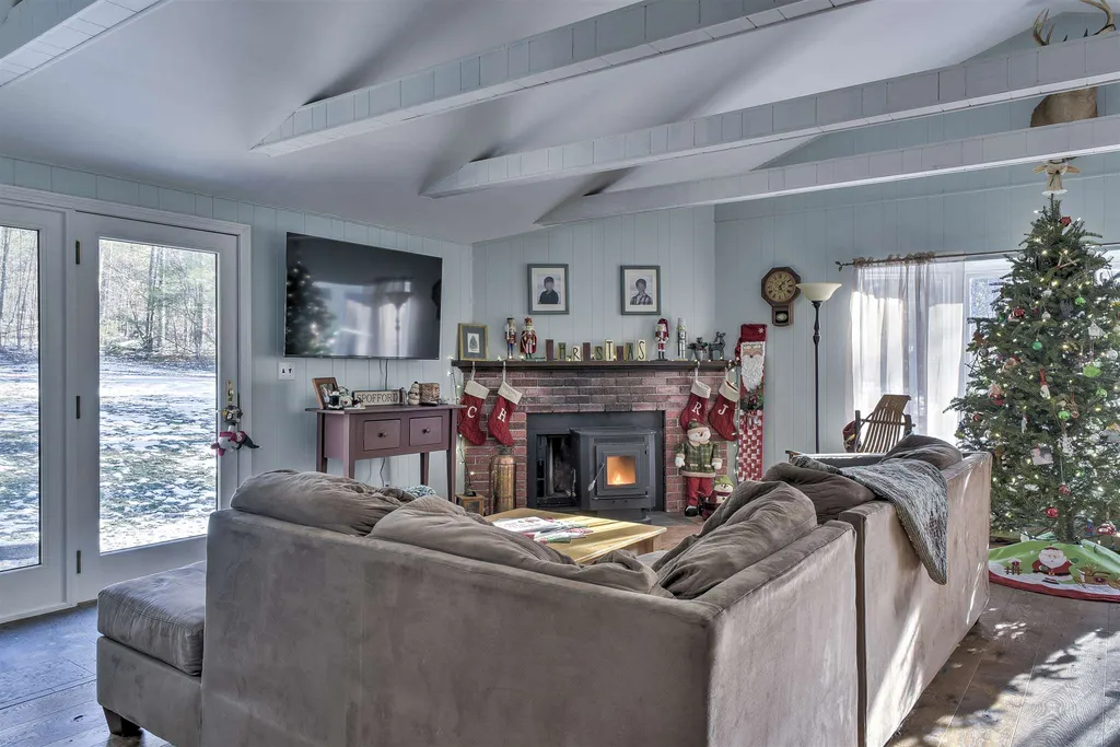 37 Cady Lane Chesterfield NH 03462