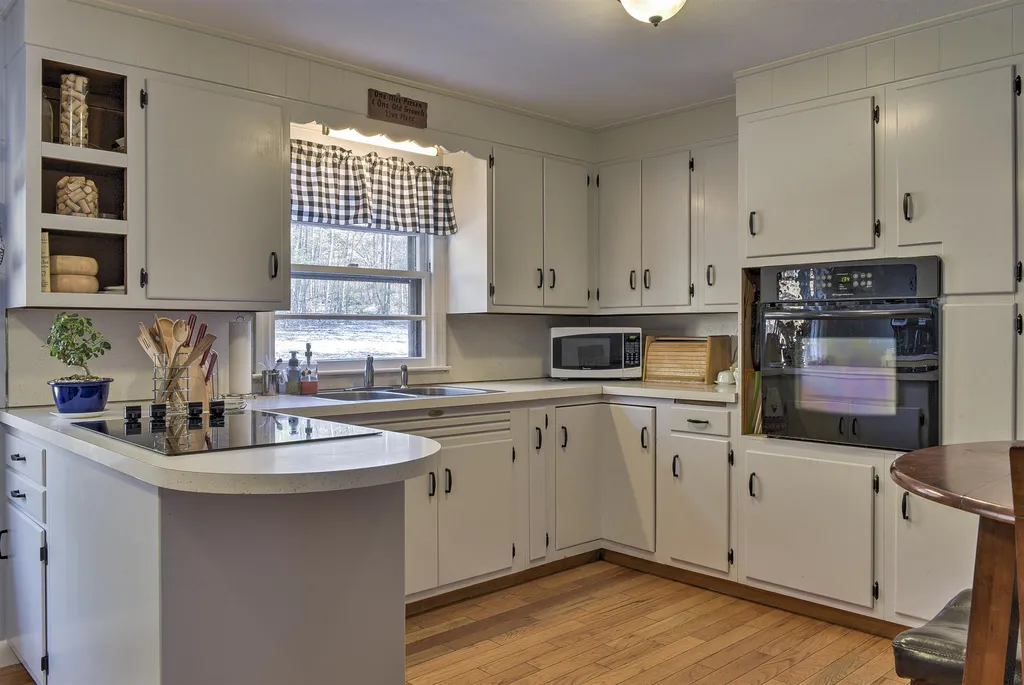 37 Cady Lane Chesterfield NH 03462