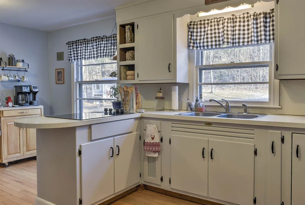 37 Cady Lane Chesterfield NH 03462