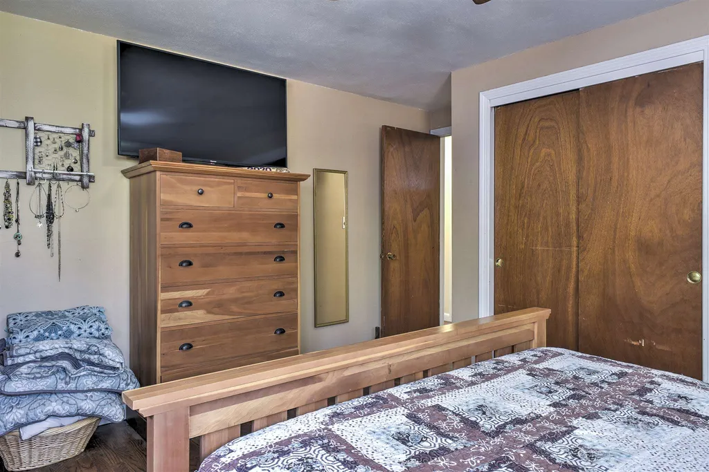 37 Cady Lane Chesterfield NH 03462
