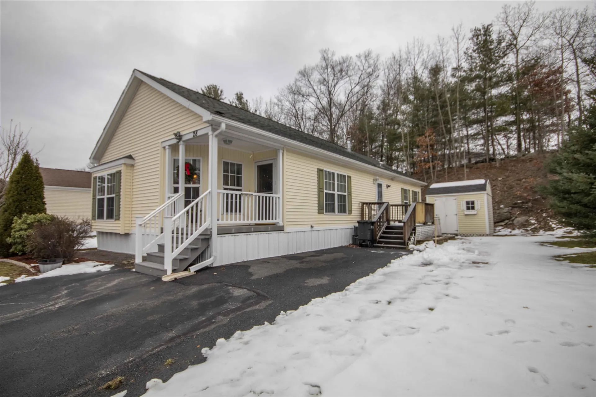 28 Shilah Drive Derry NH 03038