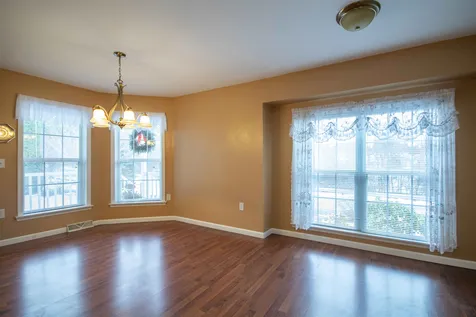 28 Shilah Drive Derry NH 03038
