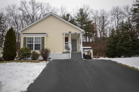 28 Shilah Drive Derry NH 03038