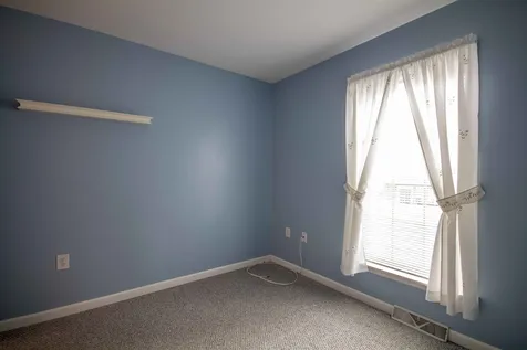 28 Shilah Drive Derry NH 03038