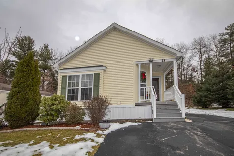 28 Shilah Drive Derry NH 03038