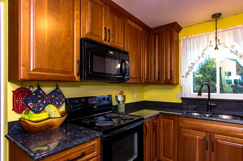 23 Fairway Drive Franklin NH 03235