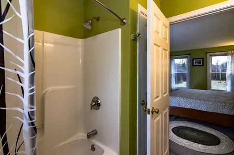 23 Fairway Drive Franklin NH 03235