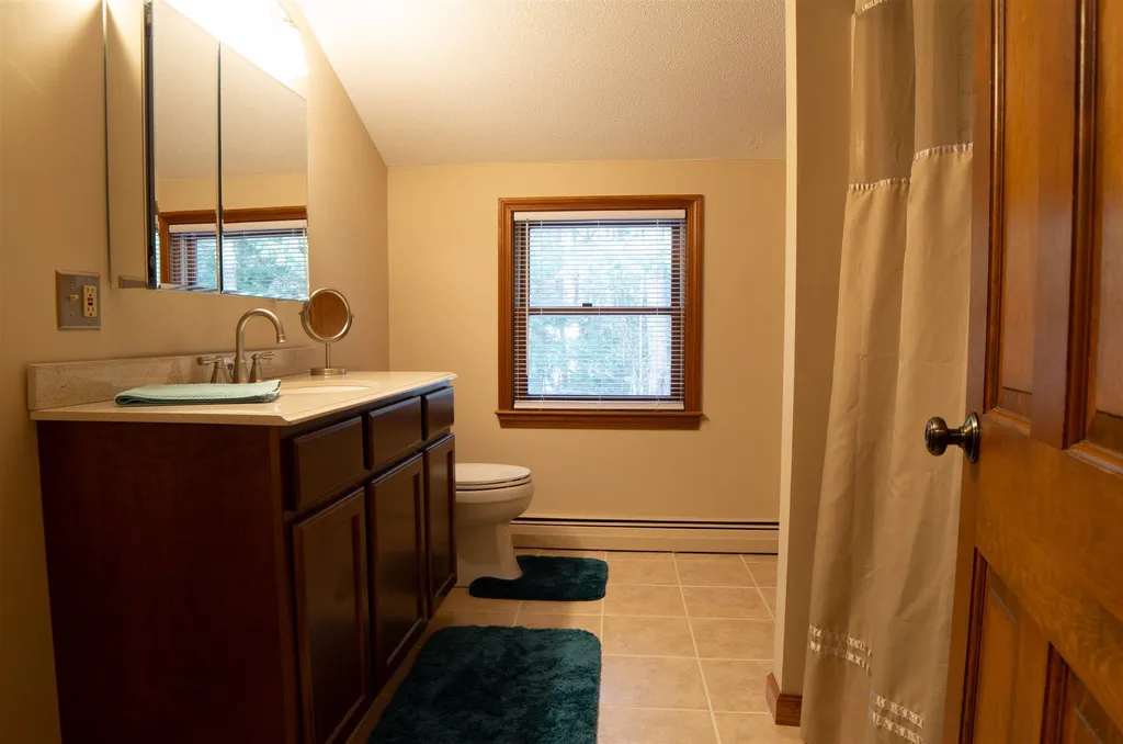 6 Victoria Circle Rochester NH 03867