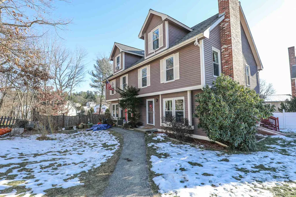 5 Gayle Drive Derry NH 03038