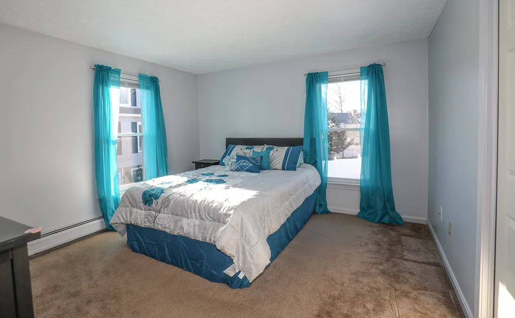 5 Gayle Drive Derry NH 03038
