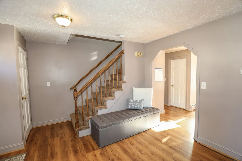 5 Gayle Drive Derry NH 03038