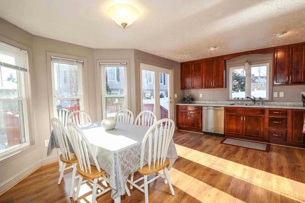 5 Gayle Drive Derry NH 03038