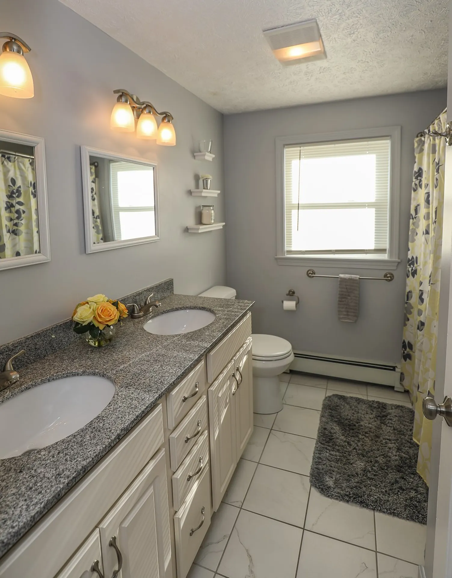 5 Gayle Drive Derry NH 03038