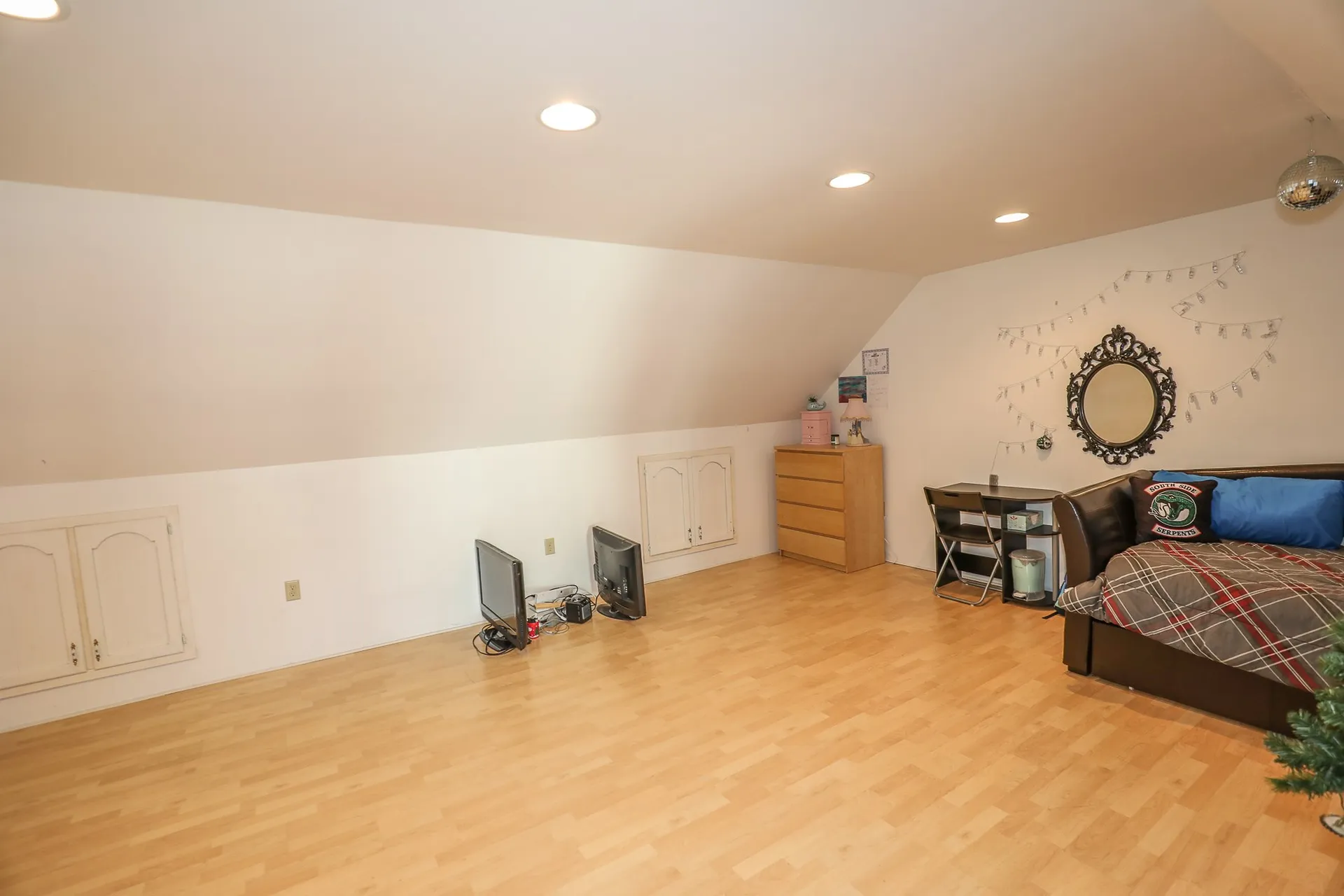 5 Gayle Drive Derry NH 03038