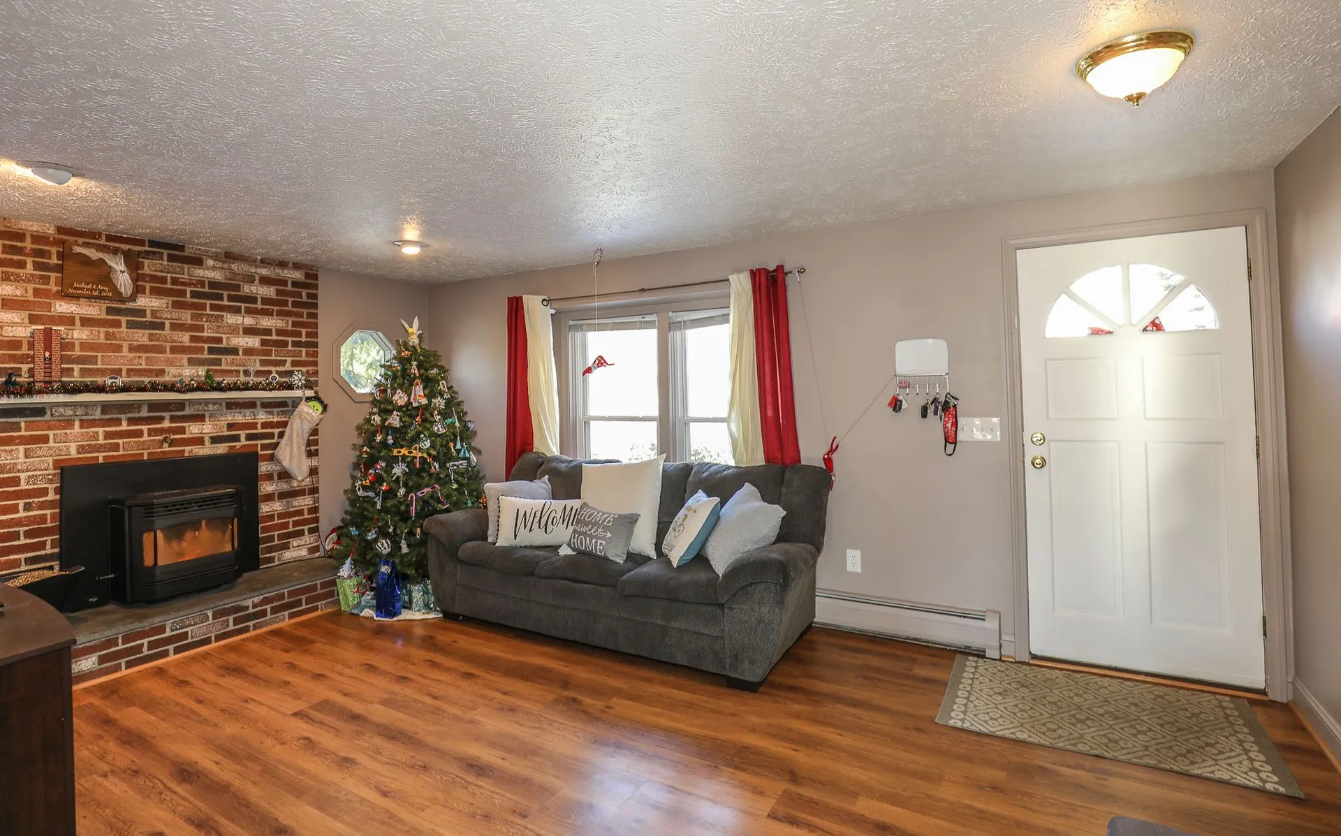 5 Gayle Drive Derry NH 03038