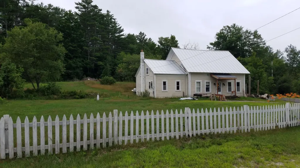 3 Waukeena Lake Road Danbury NH 03230