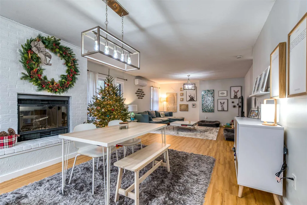 30 Pleasant Street Lebanon NH 03784