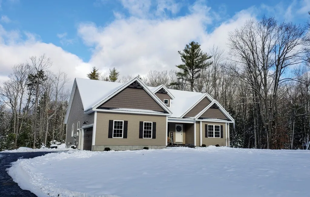 21 West Binney Hill Road Rindge NH 03461