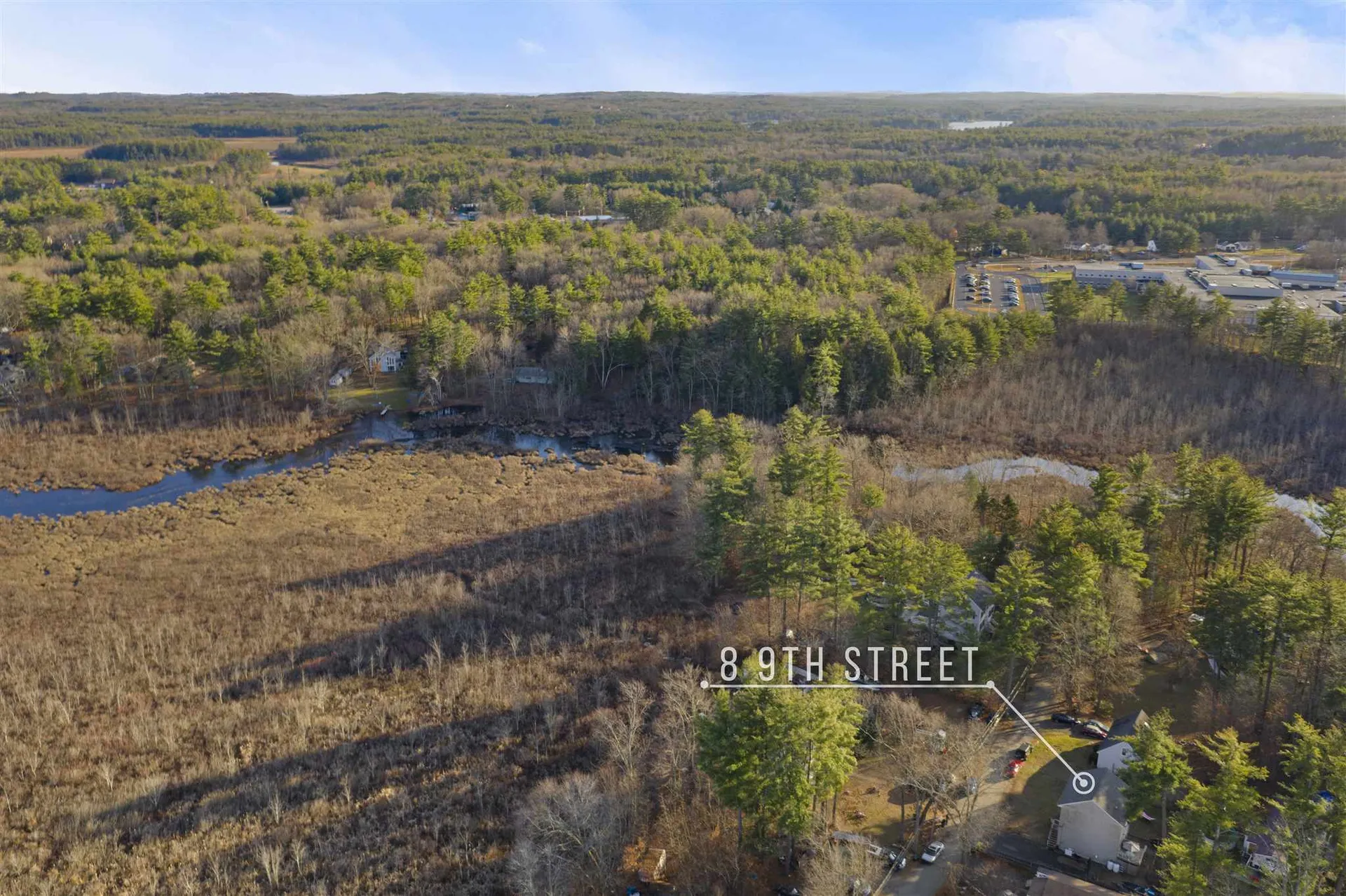 8 9th Street Kingston NH 03848