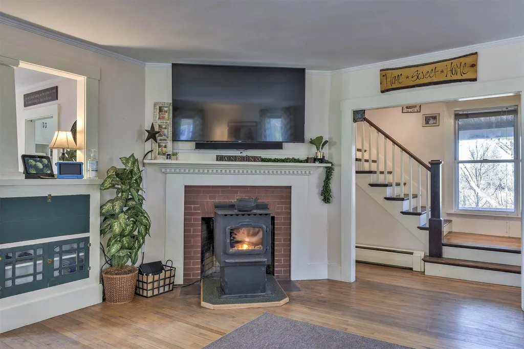 110 N Lincoln Street Keene NH 03431