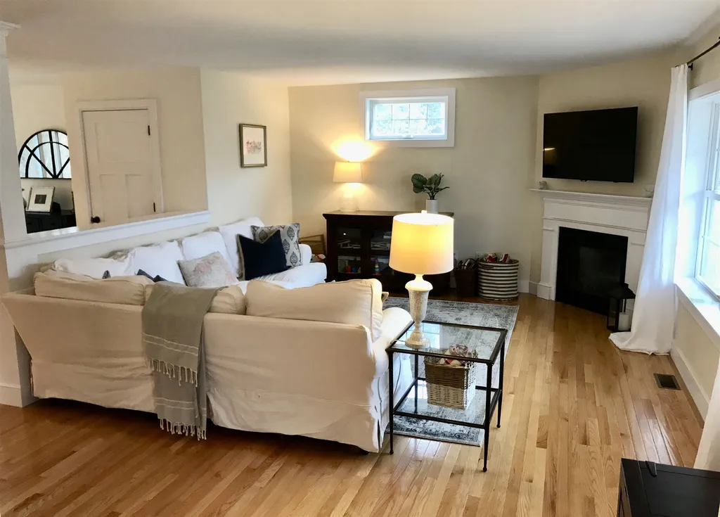 13 Winslow Drive Exeter NH 03833