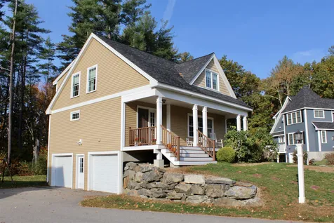 13 Winslow Drive Exeter NH 03833