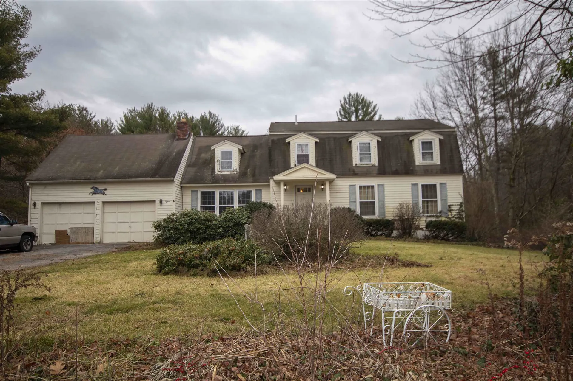 15 Tokanel Drive Londonderry NH 03053