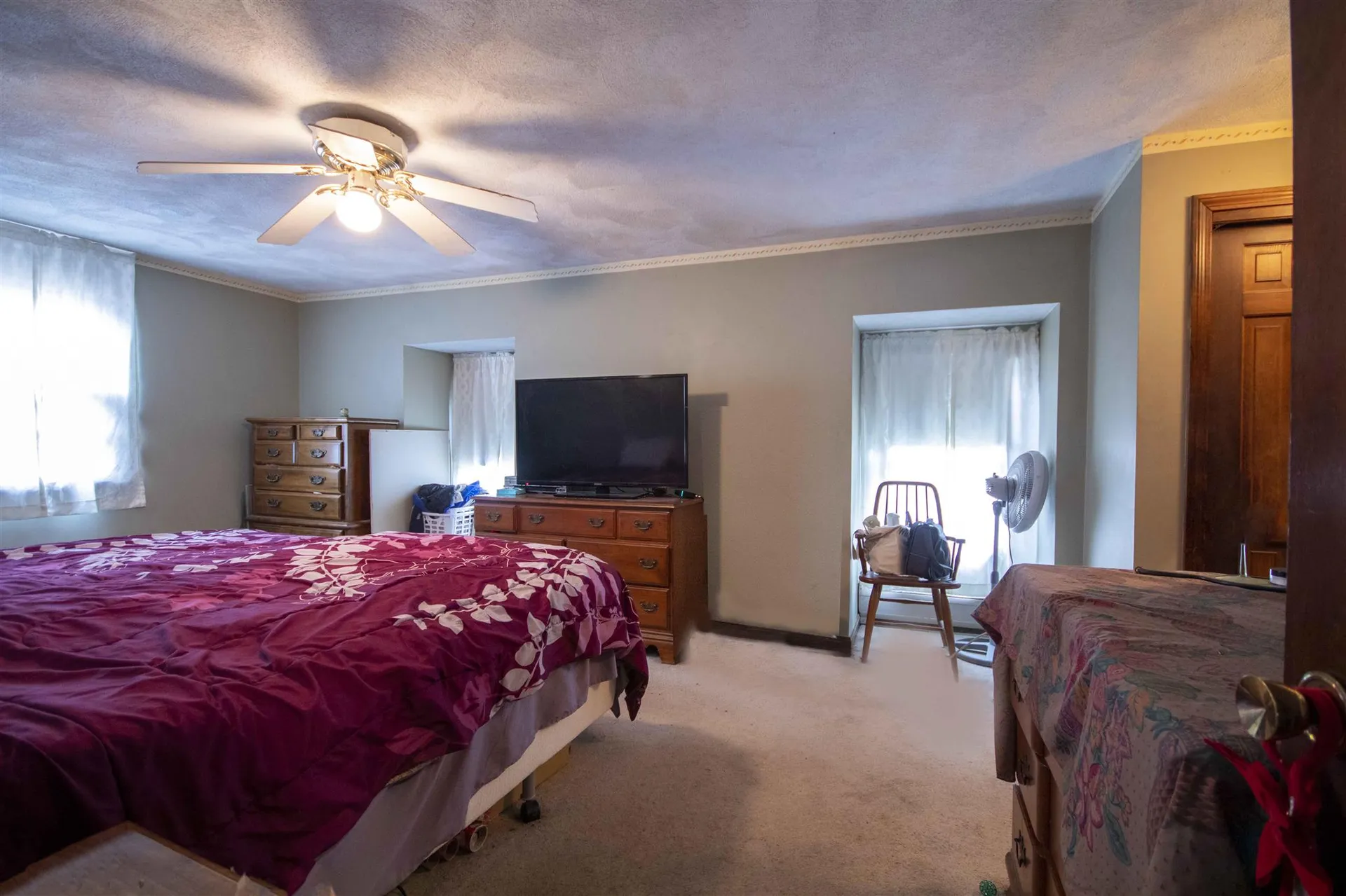 15 Tokanel Drive Londonderry NH 03053