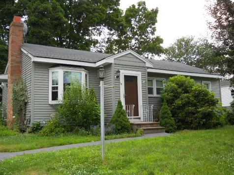 14 Ela Avenue Derry NH 03038