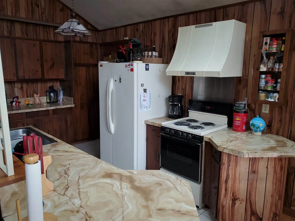 44 E Dunstable Road Nashua NH 03060