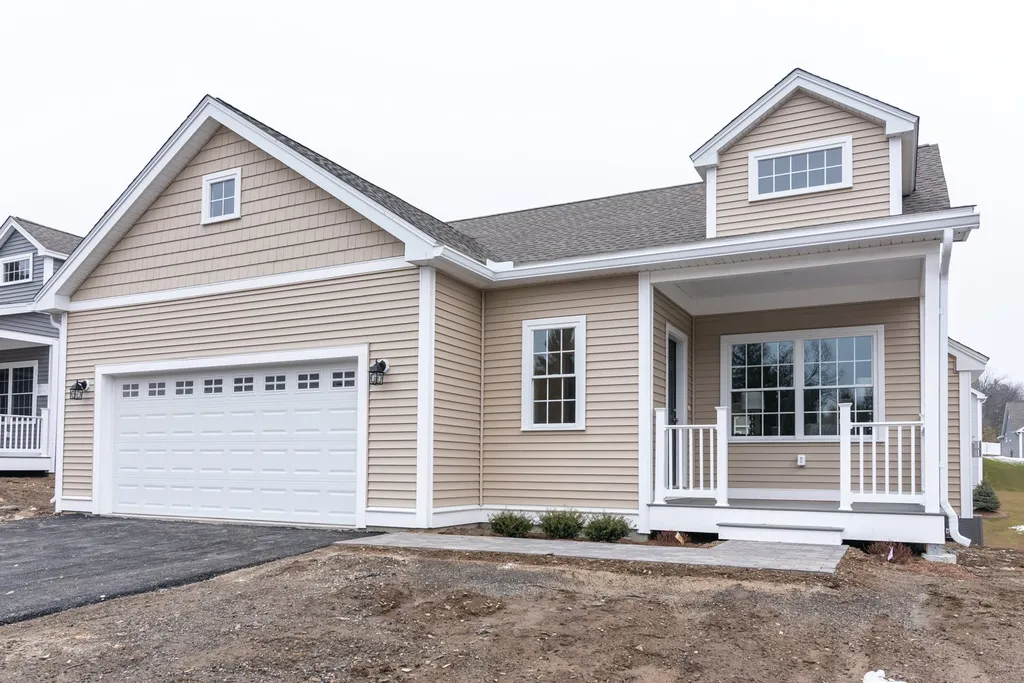 27 Toby Circle Merrimack NH 03054