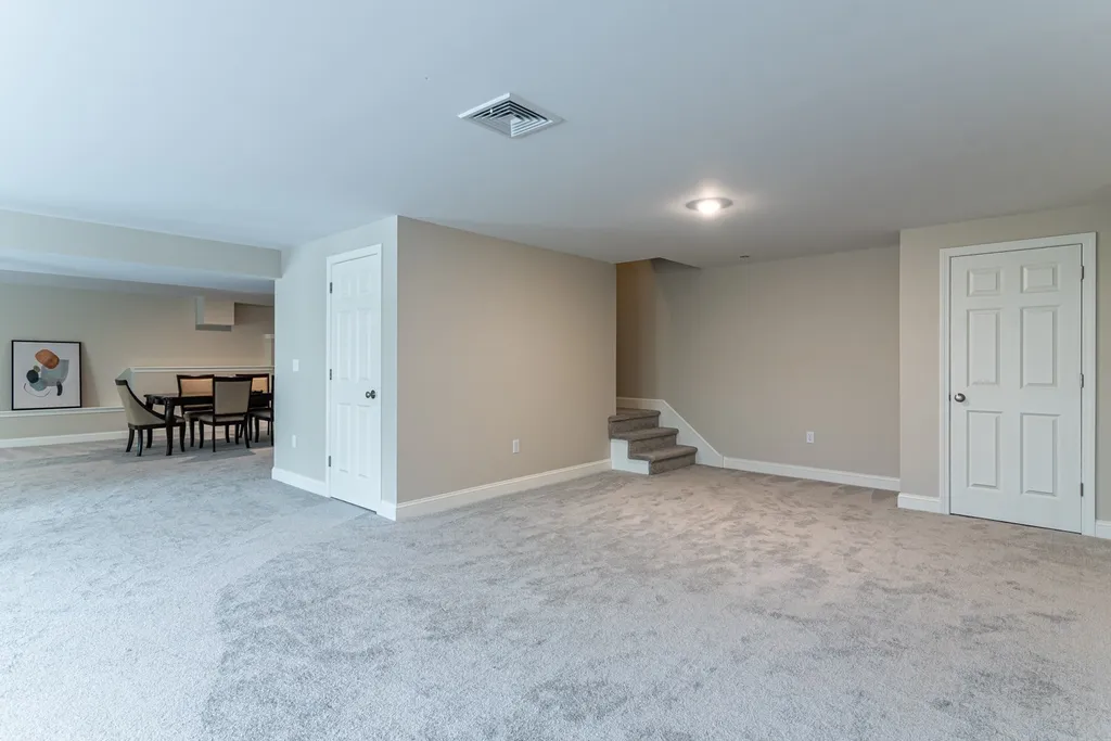 27 Toby Circle Merrimack NH 03054
